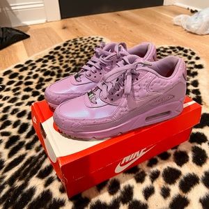 Purple shoes